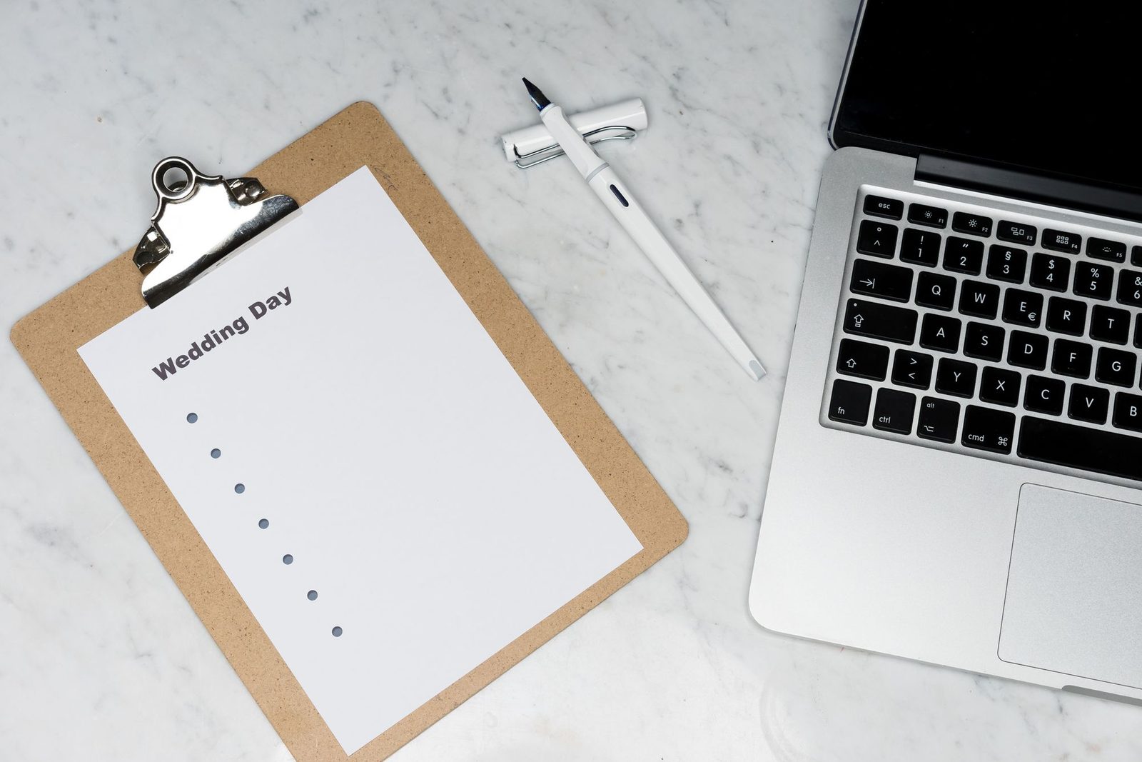 Checklist organizare nuntă: calendarul complet pe 12 luni