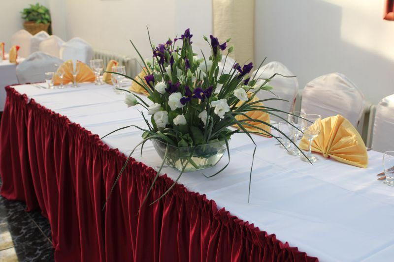 Casa cu Brazi - Firma Catering, Catering Evenimente Iasi. Meniul Zilei, Restaurant Parastas Iasi