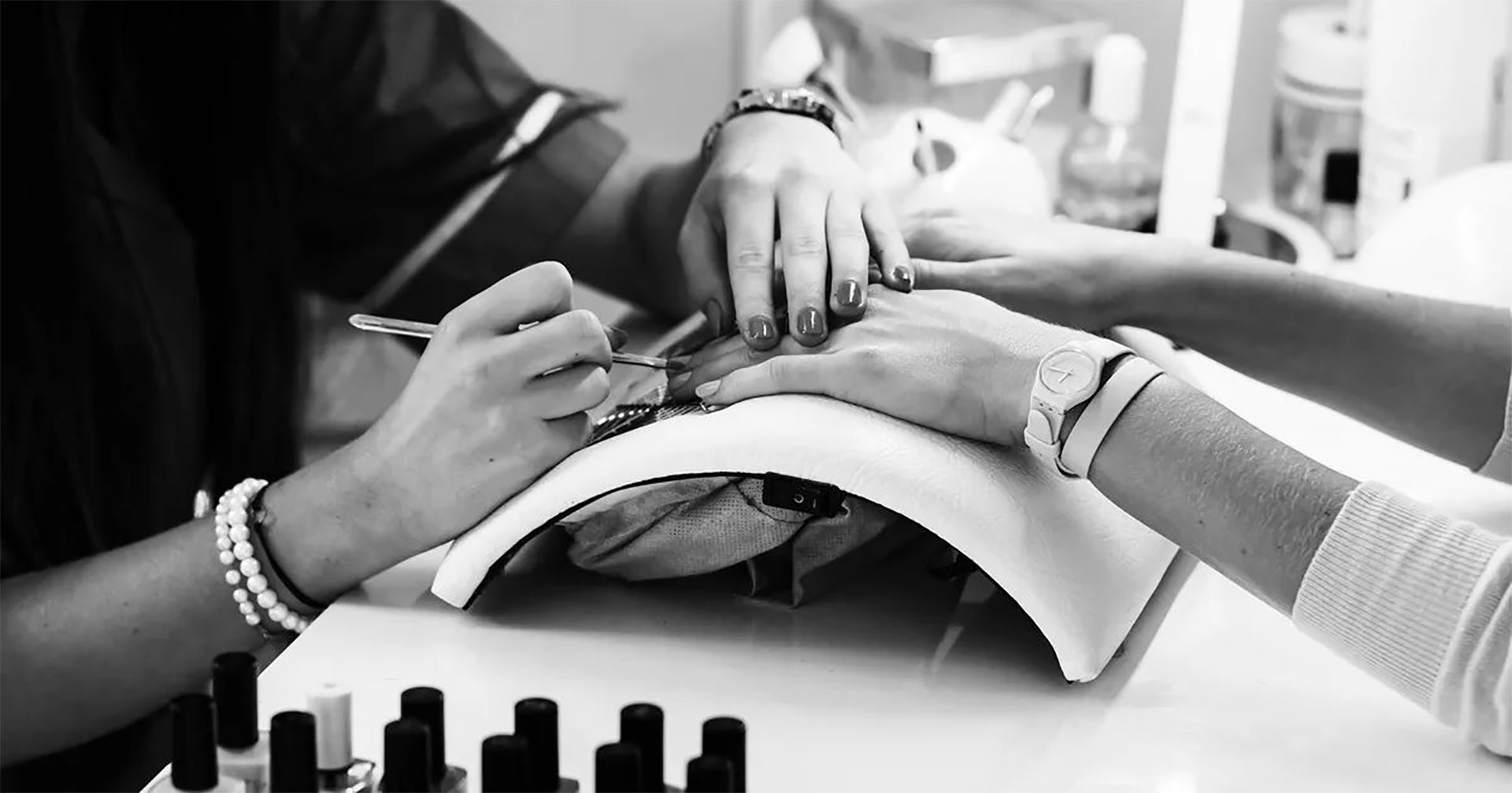 MA Beauty Salon & Academy Constanta. Salon & Cursuri Unghii cu Gel, Extensii Gene Constanta