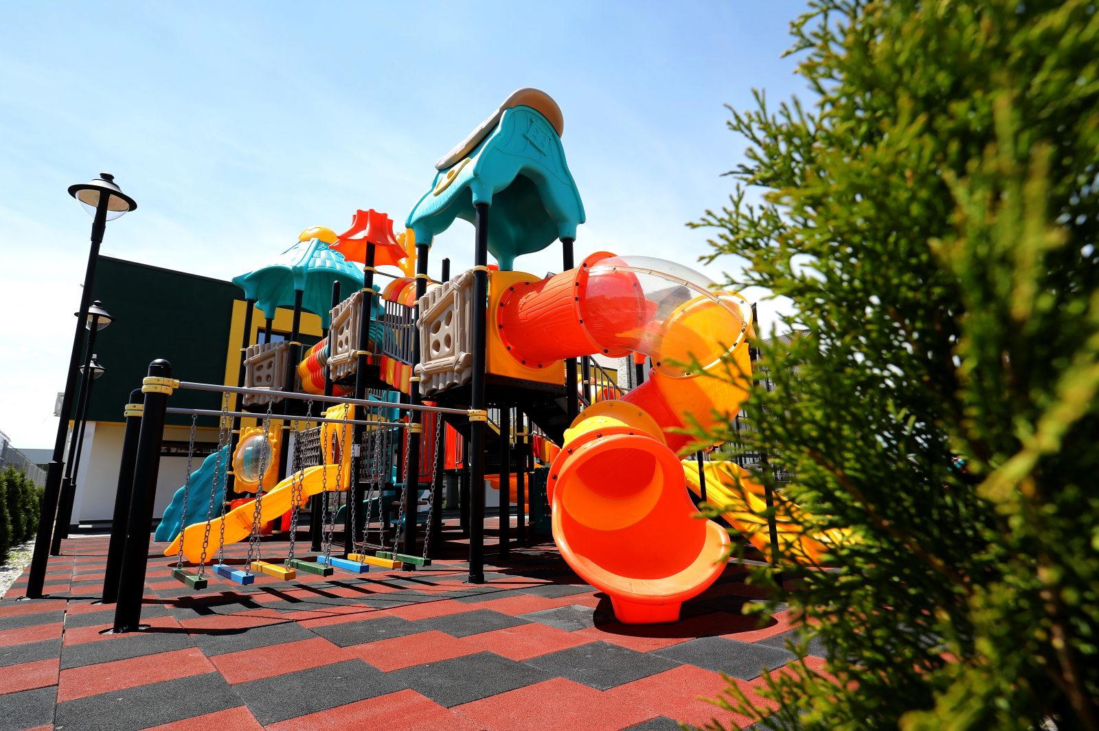ADVENTURE PARTY LAND - Loc de joaca pentru copii Craiova