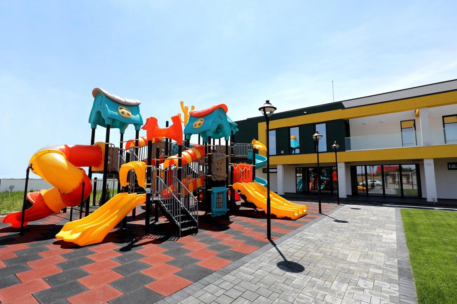 ADVENTURE PARTY LAND - Loc de joaca pentru copii Craiova