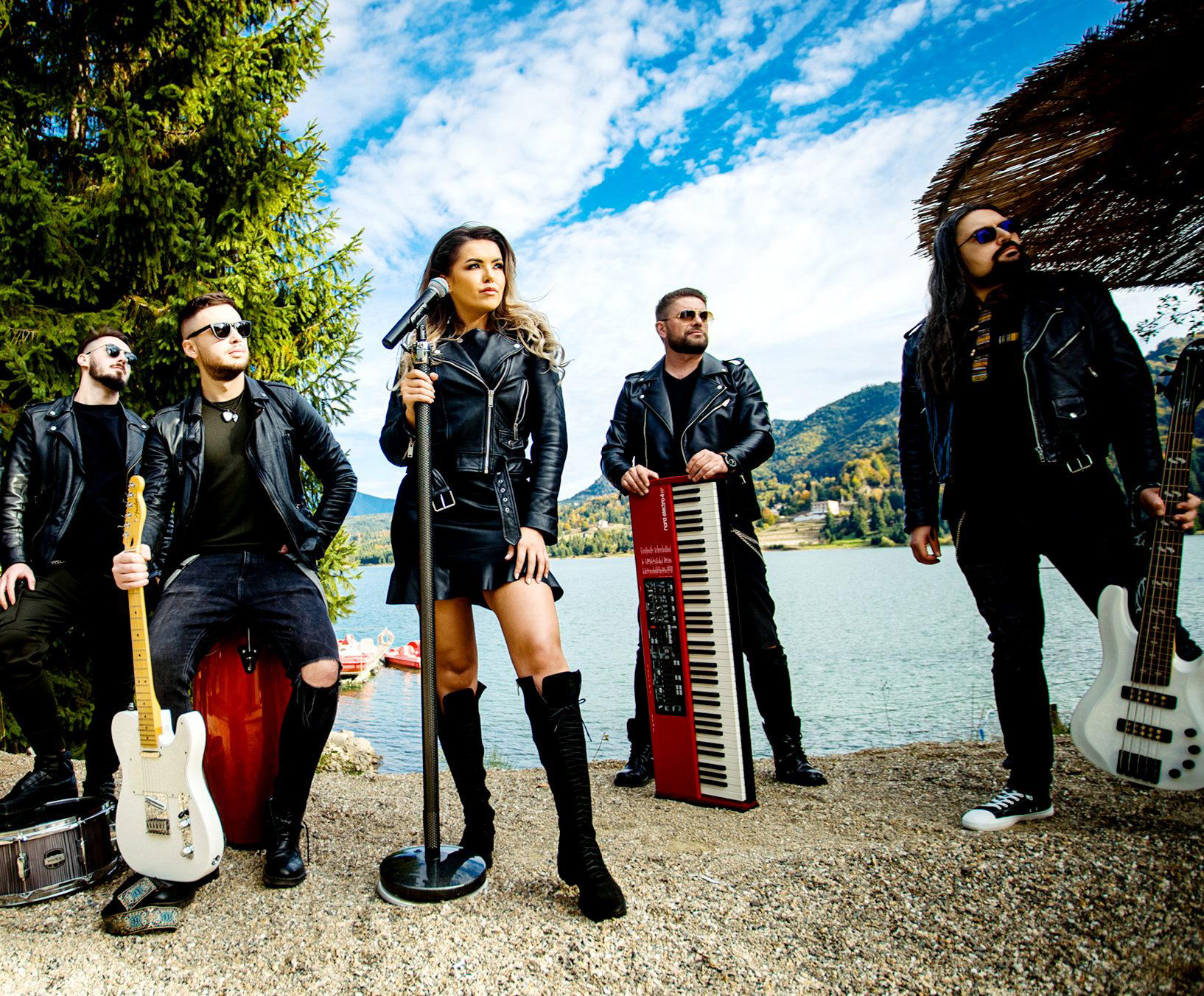 Lia & The Band | Formație Nuntă