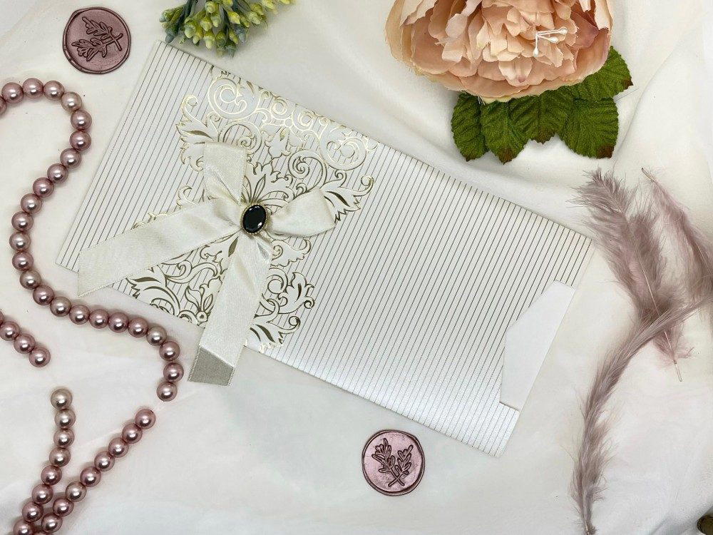 Lux Cards - Fabrica de Invitatii
