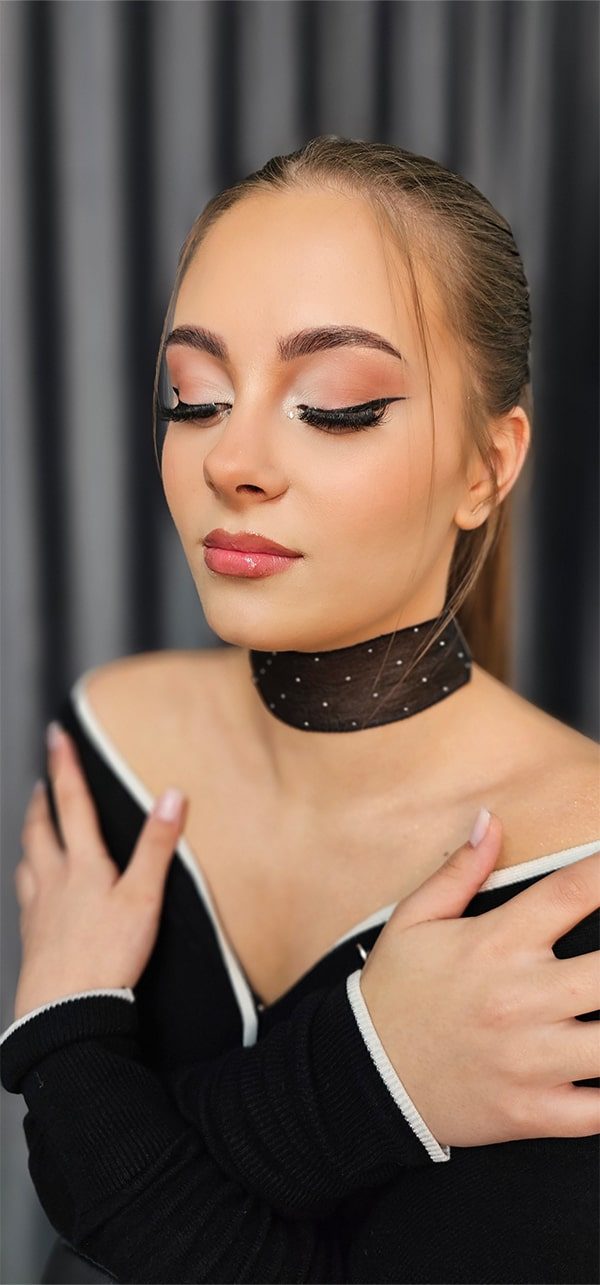 Viviana Constandache Makeup Artist