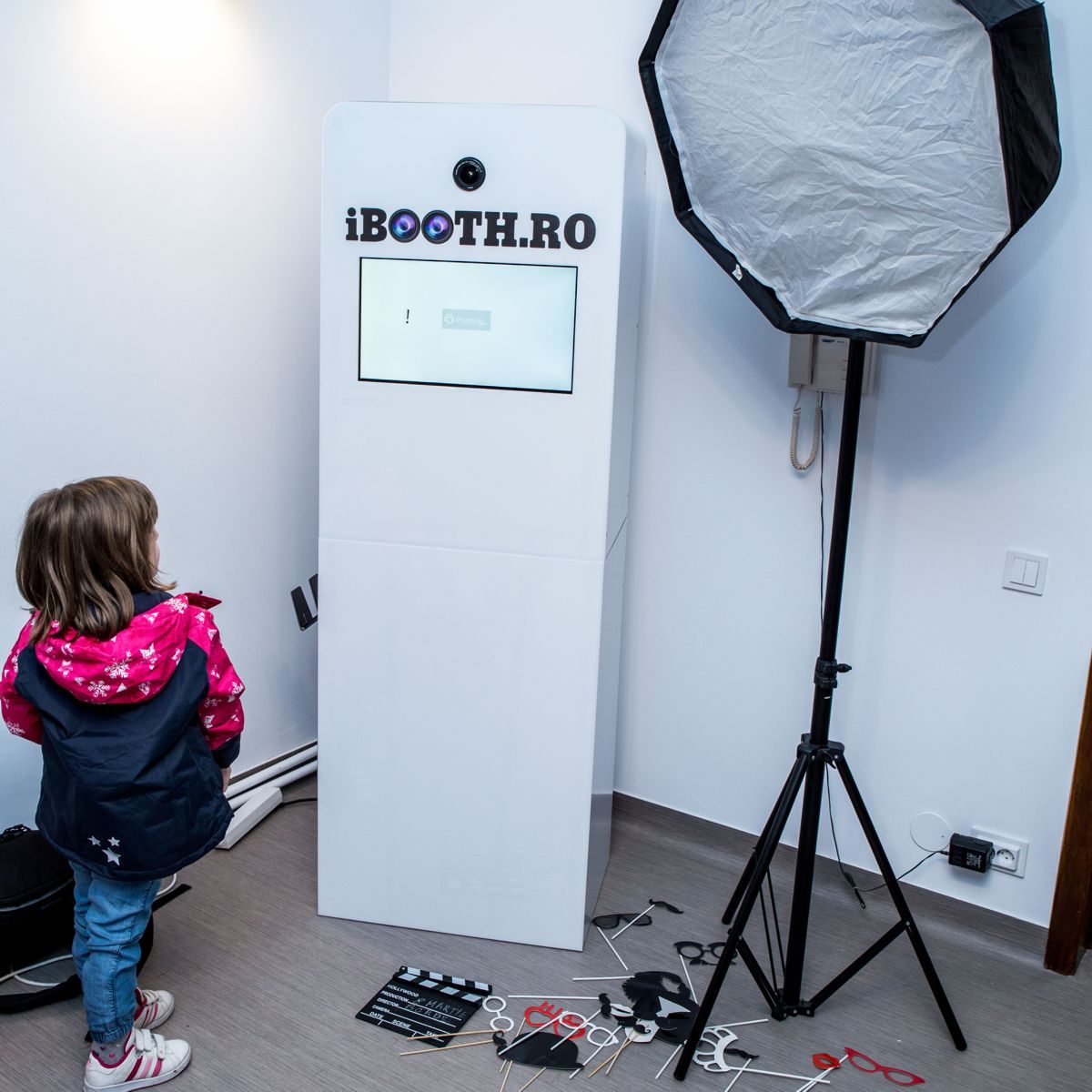 Cabina foto nunta, photo booth petrecere - iBooth Bucuresti