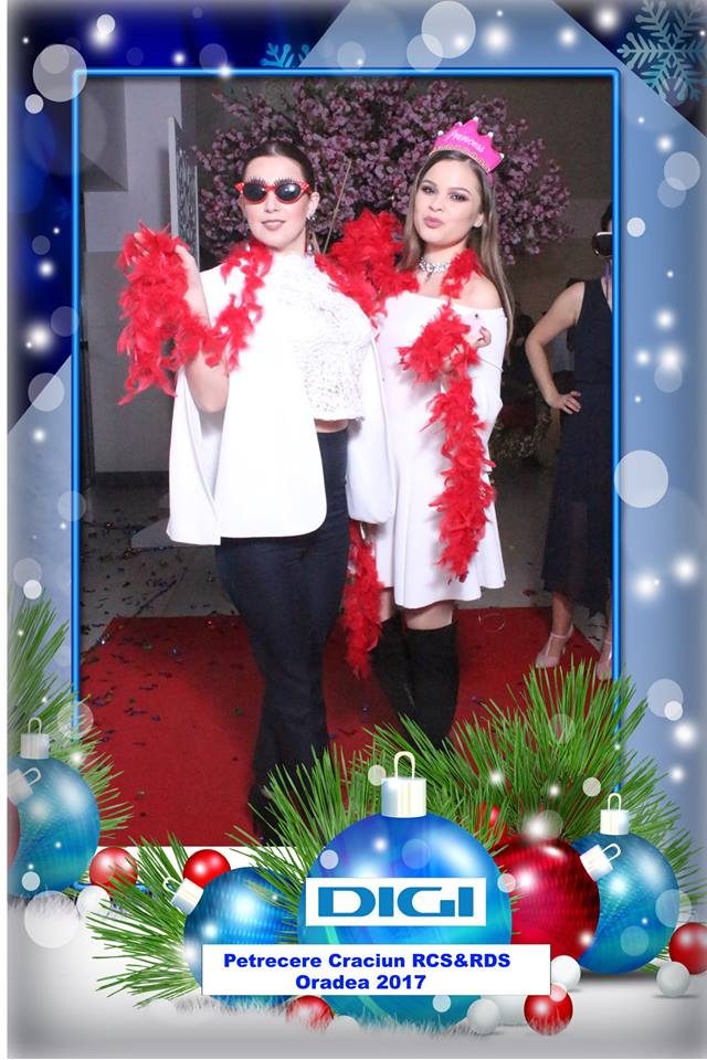 Oglinda Magica Oradea Cabina Foto Nunta Oradea, Photo Box, Photo Booth Oradea